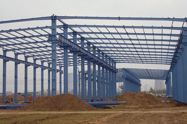 如何選擇鋼網(wǎng)架廠(chǎng)家？